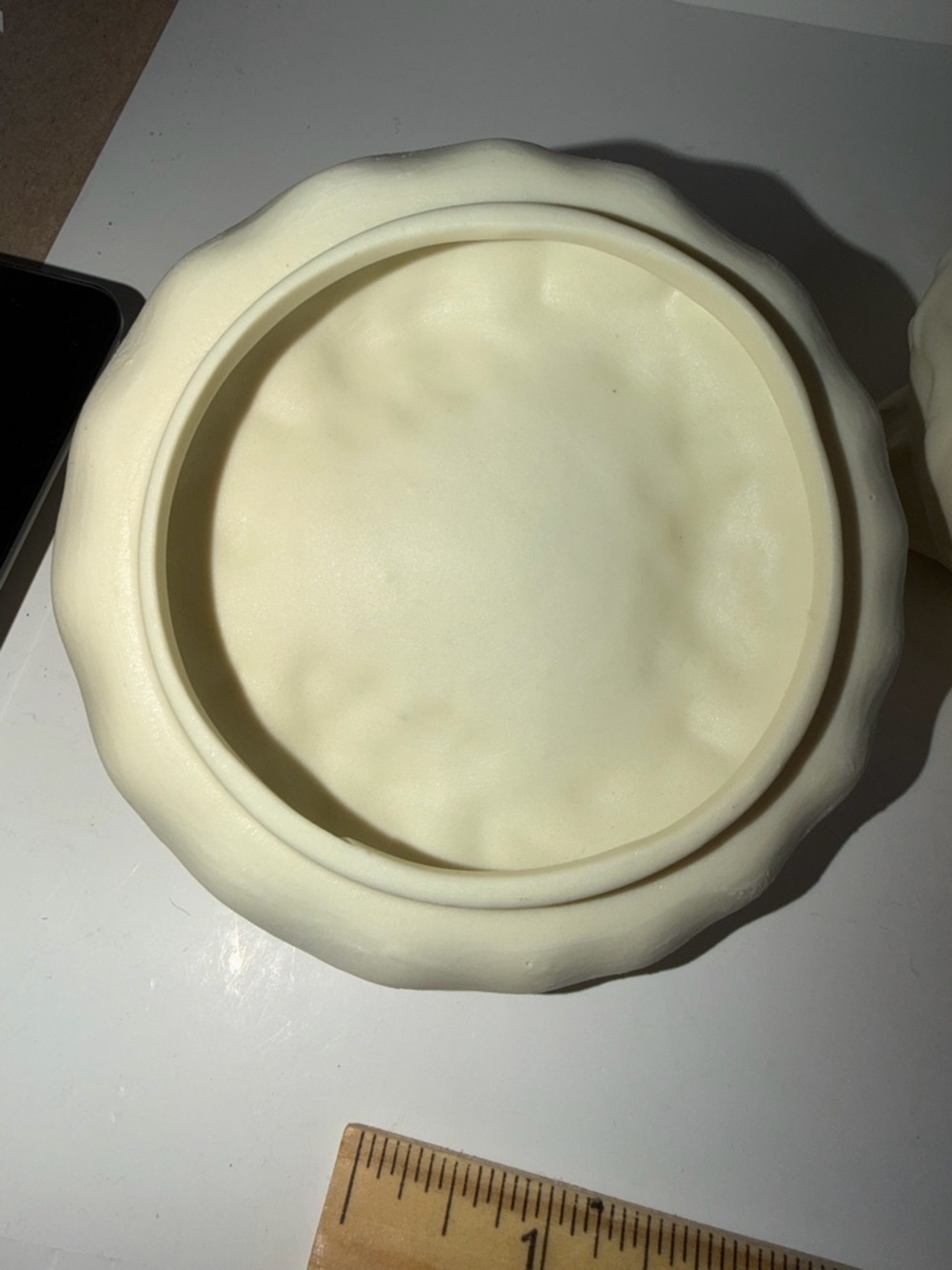 Vintage White Bisque Porcelain Footed Trinket Box - Picture 9 of 11
